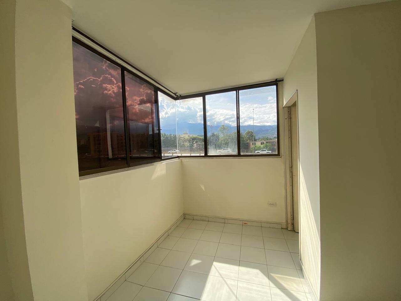 VENDO APARTAMENTO EN ED BALCONES DE SANTA ANITA