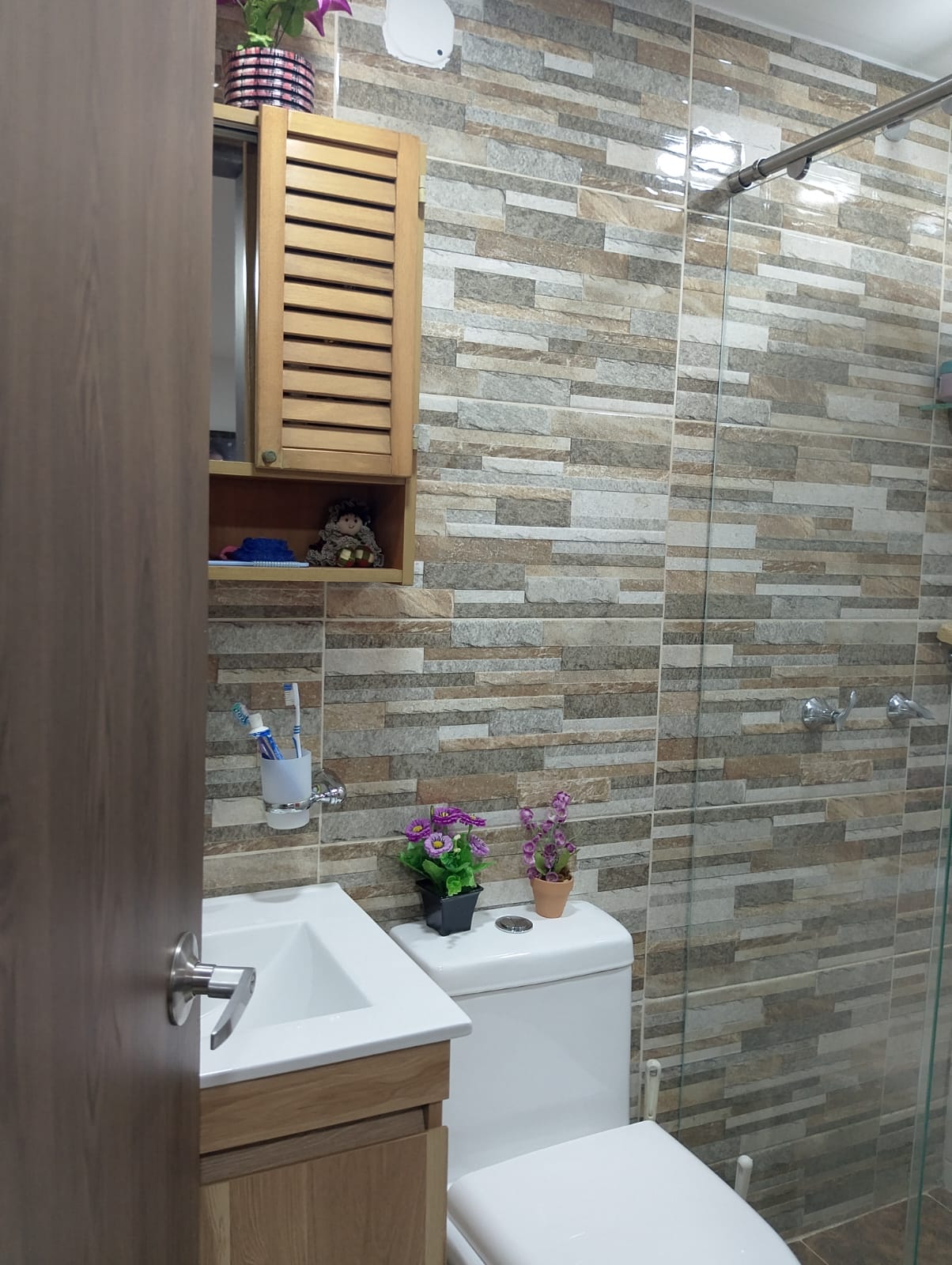 VENDO APARTAMENTO EN CR PASEO DE PANGOLA
