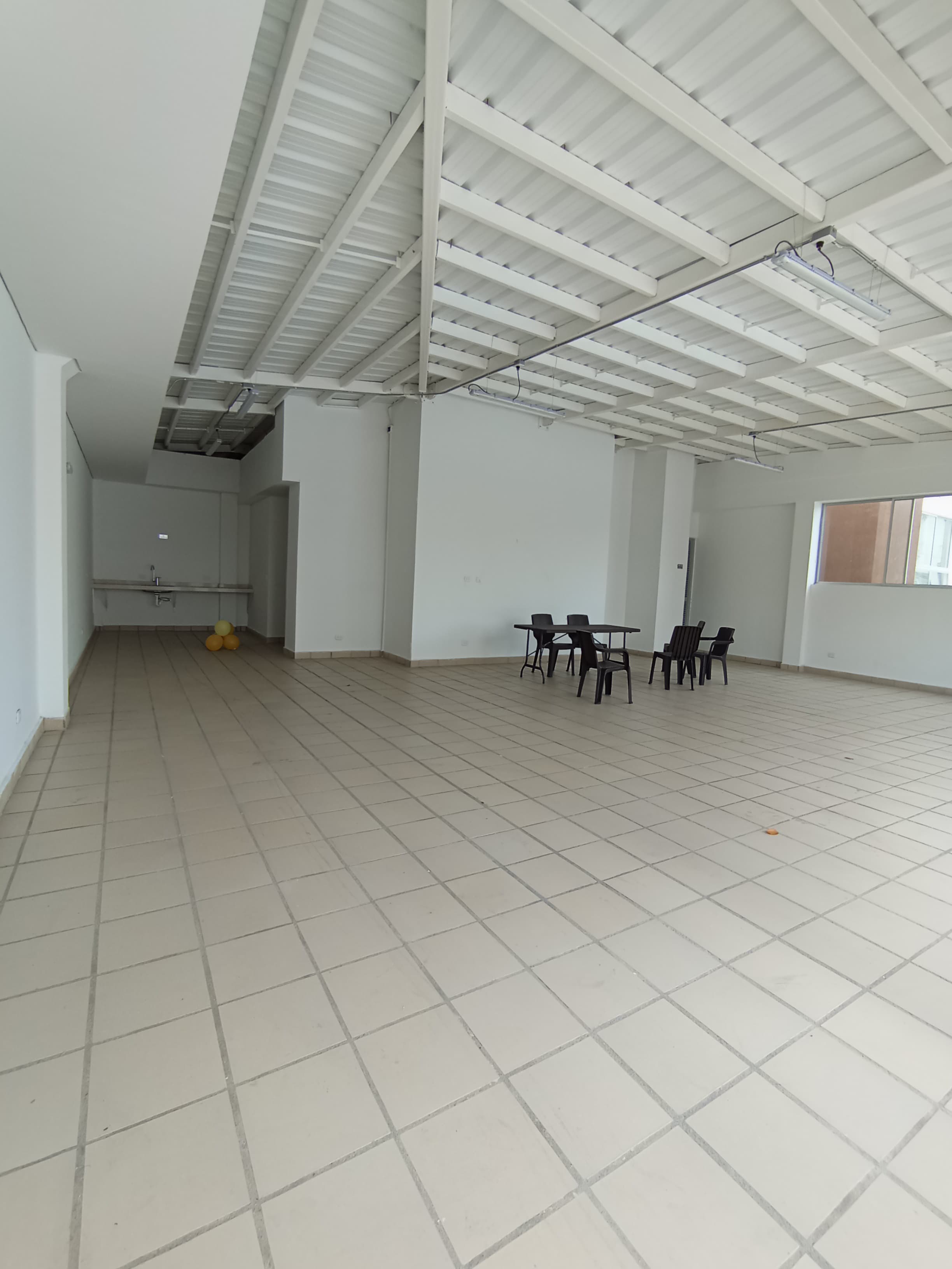 VENDO APATAMENTO EN CR SENDEROS DE MOLI