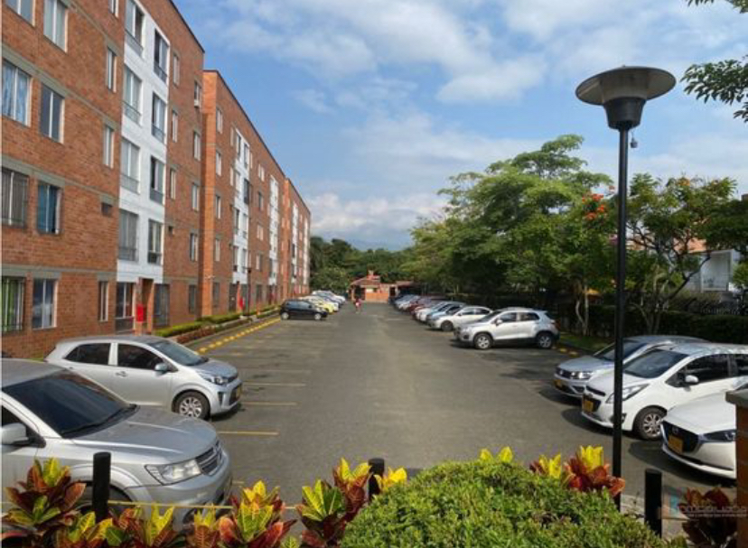 VENDO APARTAMENTO CR CALICANTO