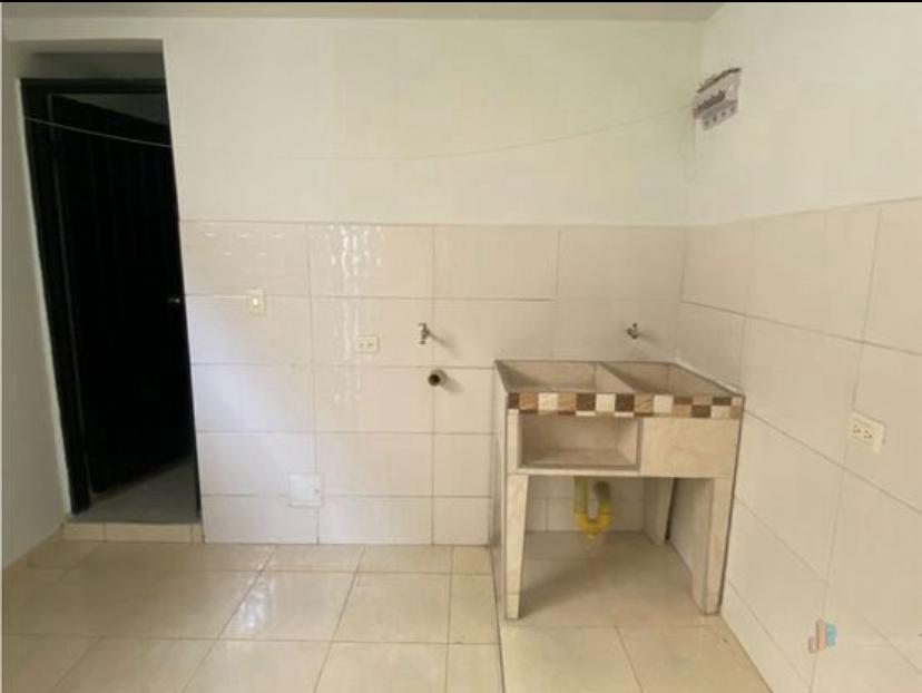 VENDO CASA BARRIO PANAMERICANO-CALI