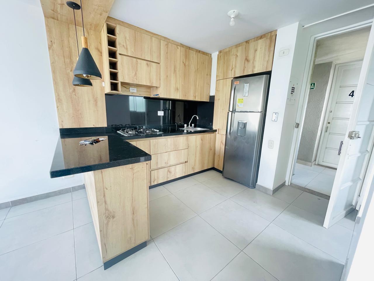 VENDO APARTAMENTO EN CR LORICA
