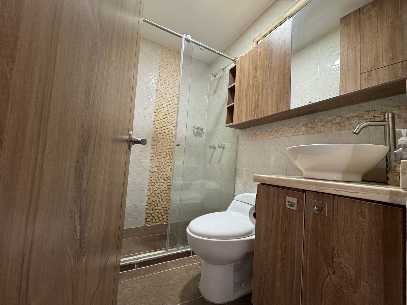 VENDO APARTAMENTO EN CR LANTANA - KACHIPAY