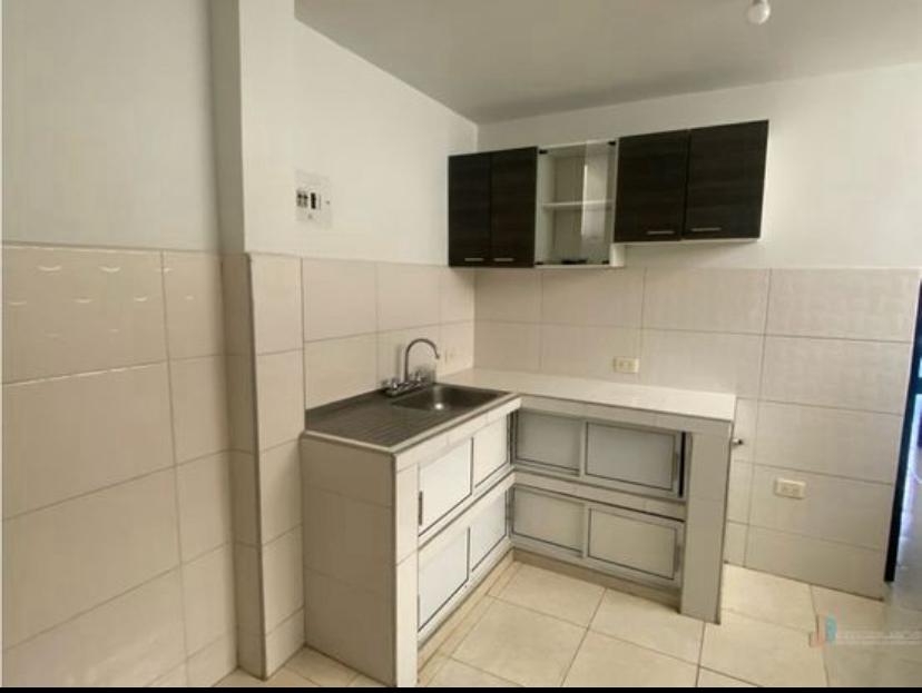 VENDO CASA BARRIO PANAMERICANO-CALI