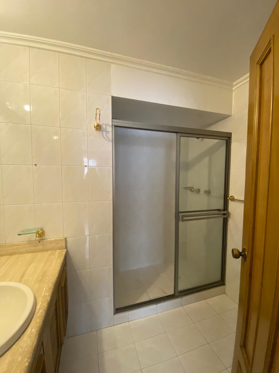 VENDO APARTAMENTO EN EDIFICIO EL NARANJO