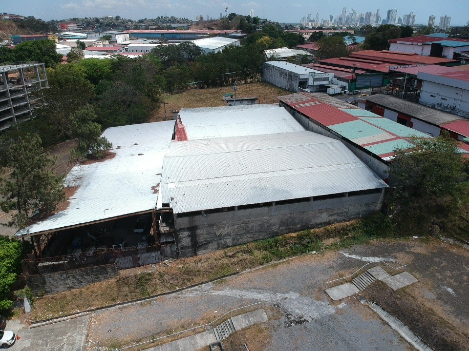 Se Vende Galera con oficina