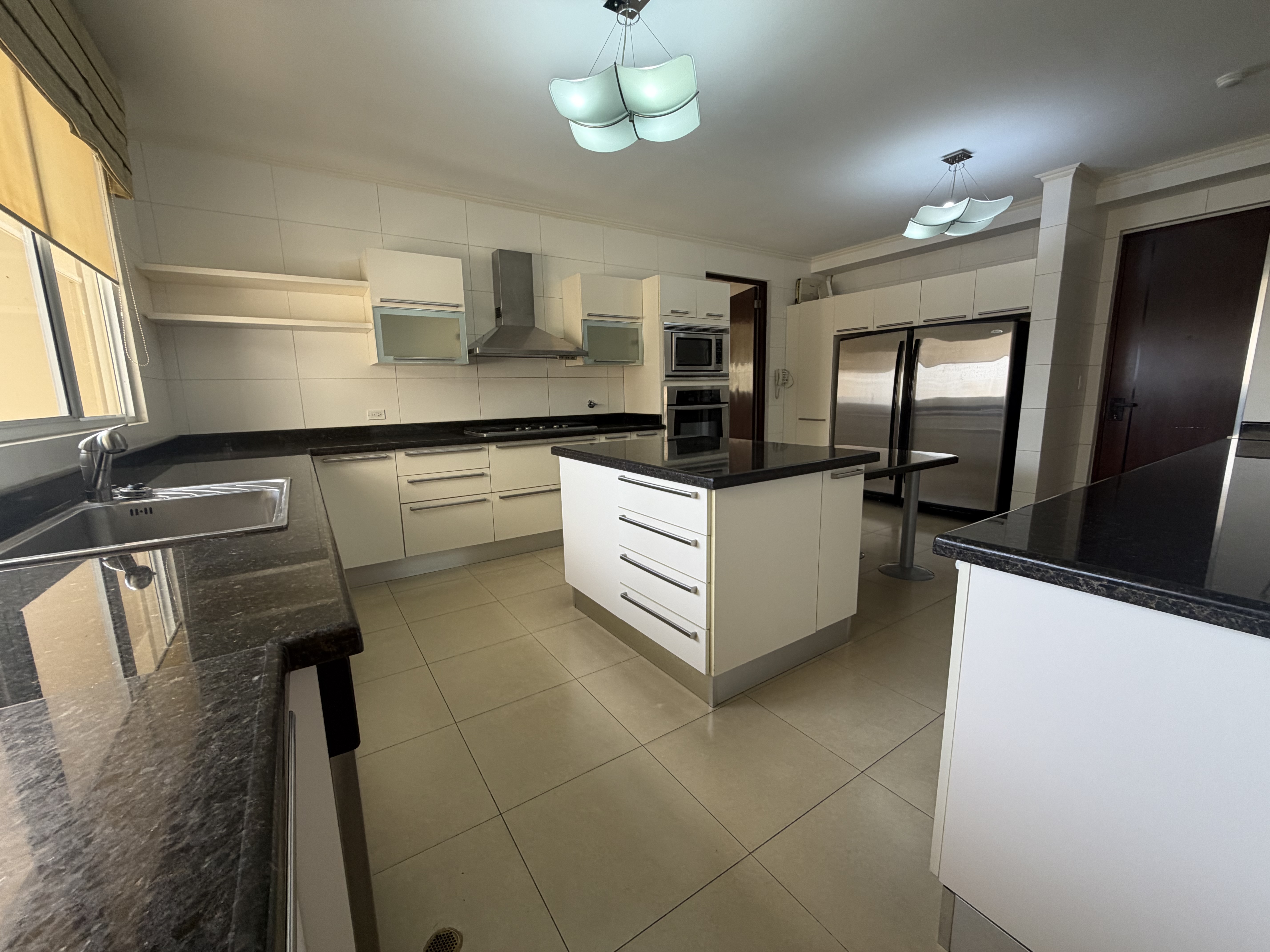 Se Vende apartamento en El Cangrejo, PH Portanova