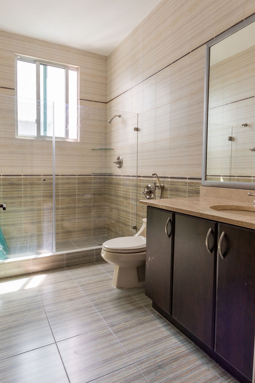 SE VENDE PRIMERA FILA EN COSTA DEL ESTE OCEAN ONE