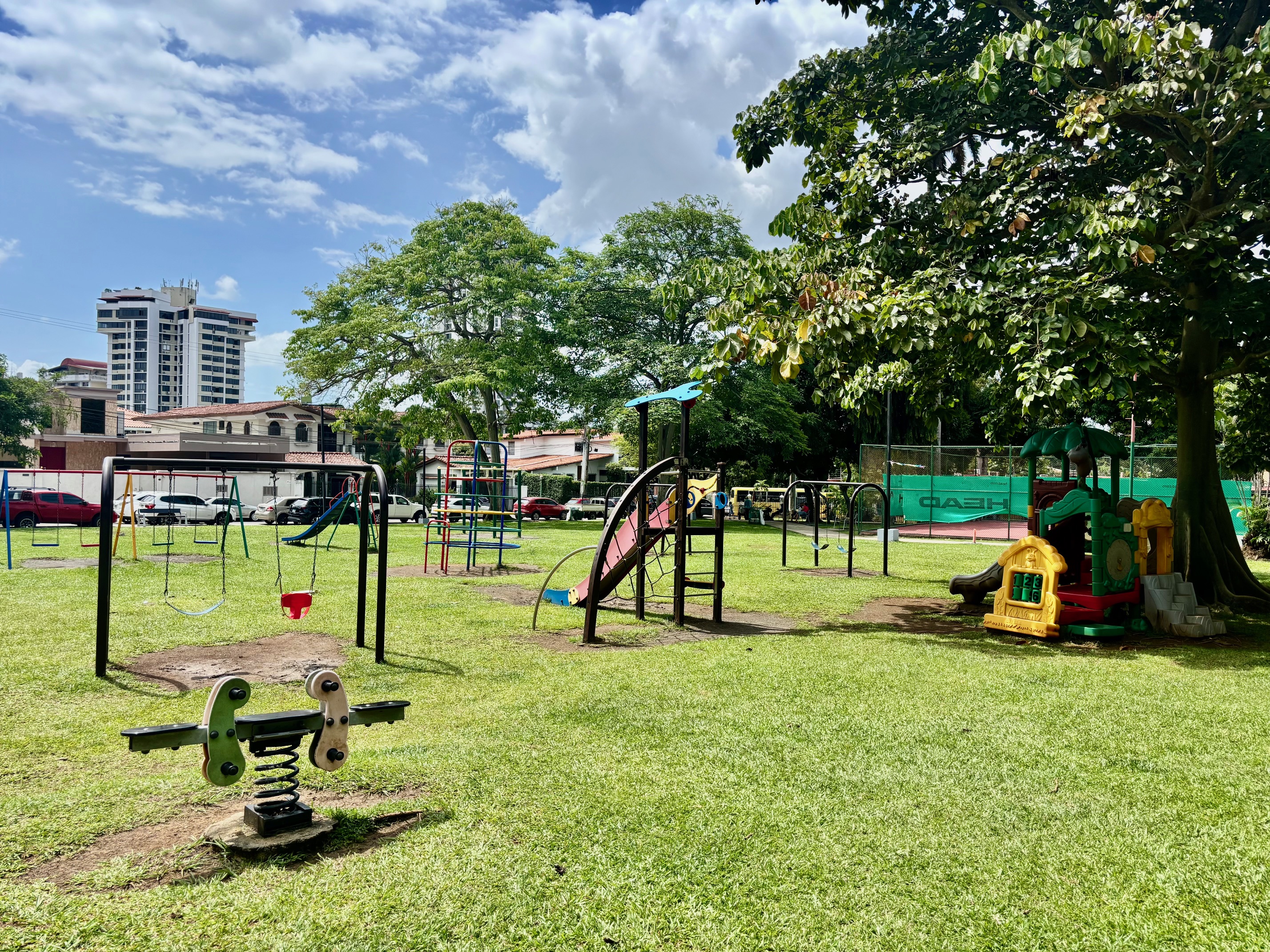 SE VENDE EN PH CARMEL, EL CARMEN