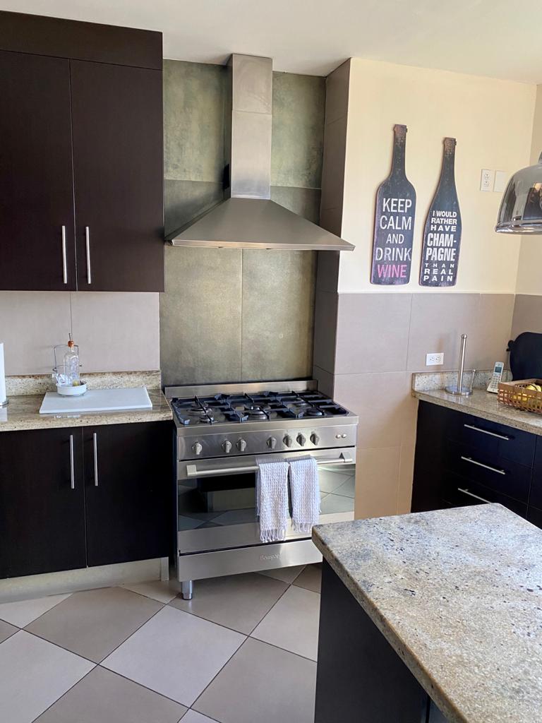 Se Vende apartamento en La Cresta