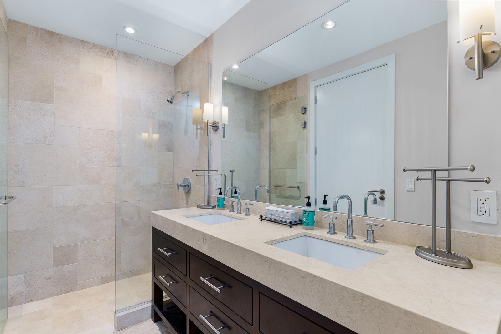 Se Vende apartamento en Buenaventura