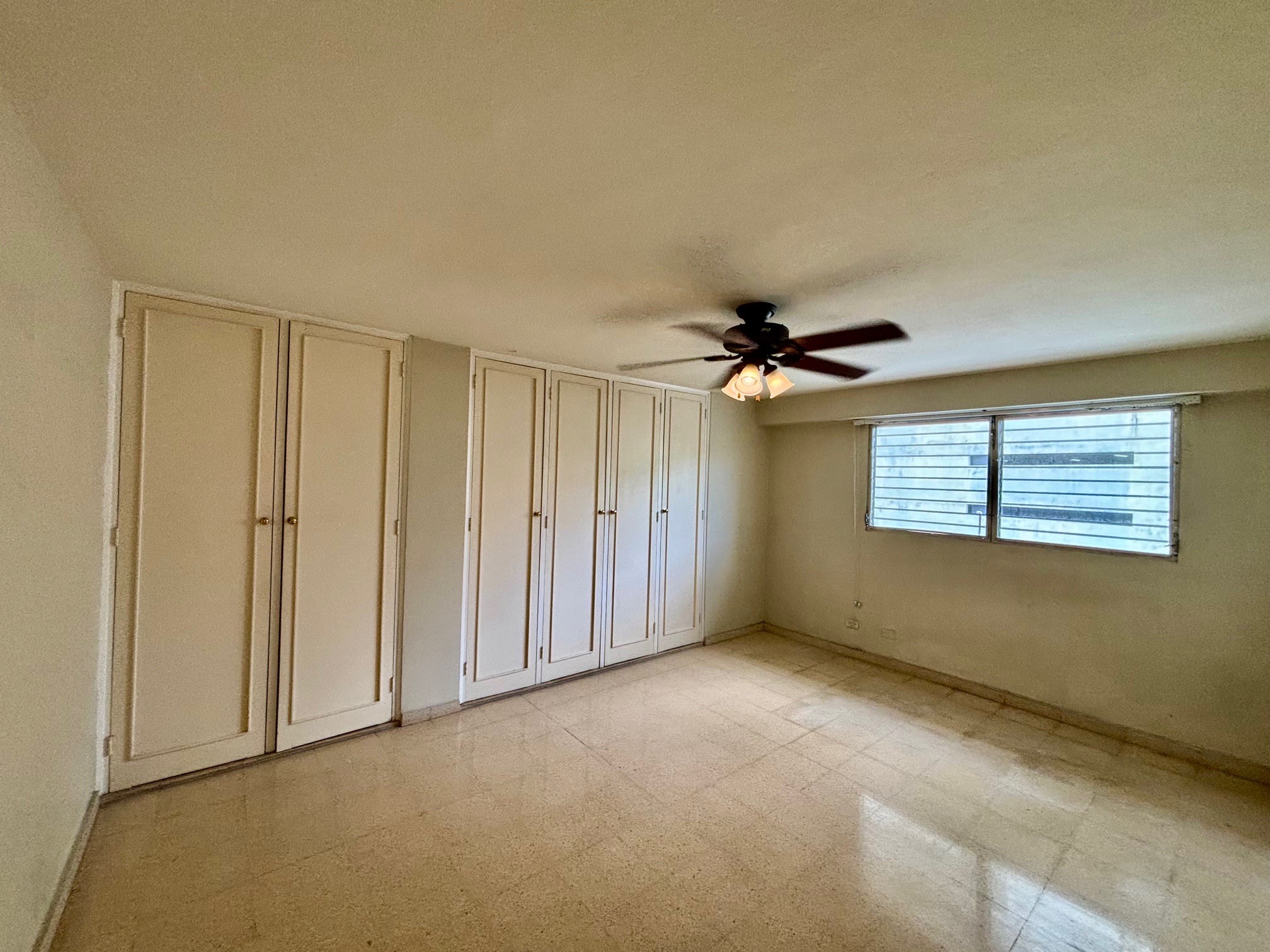 SE VENDE EN PH CARMEL, EL CARMEN