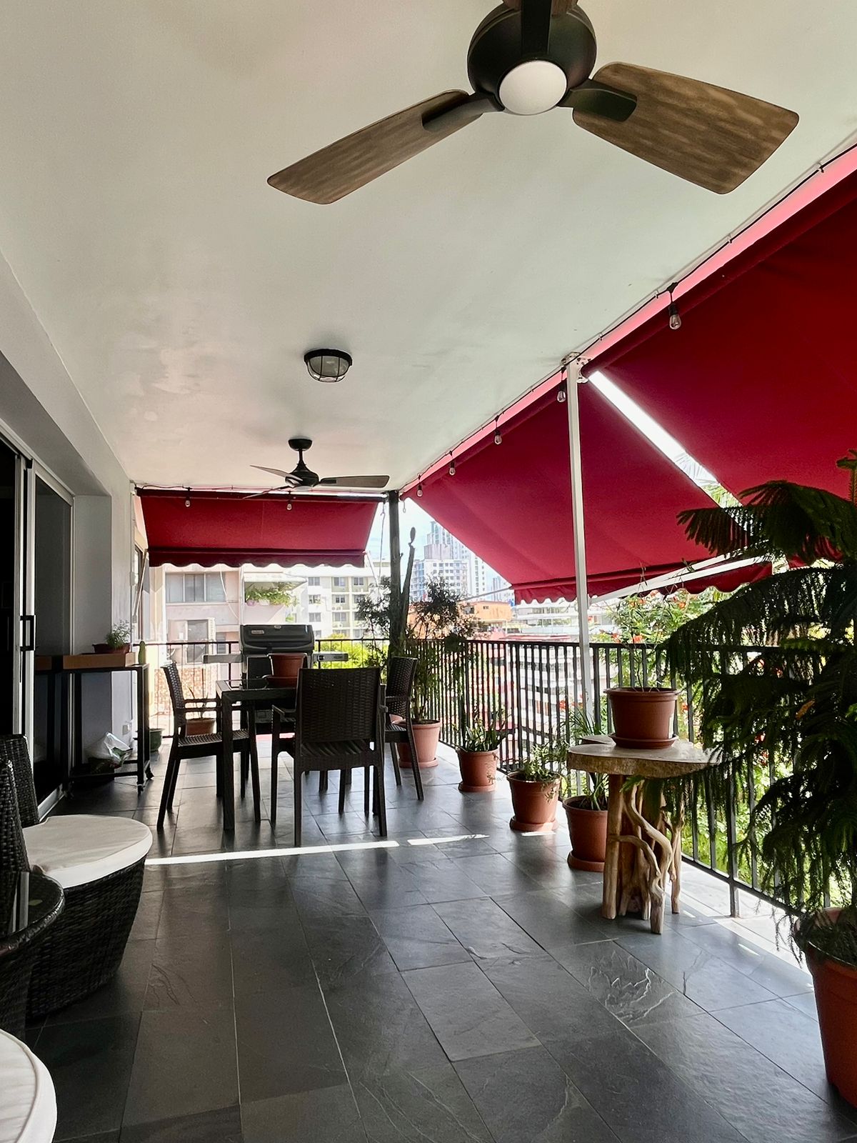 SE VENDE APARTAMENTO EN EL CANGREJO PH TROY