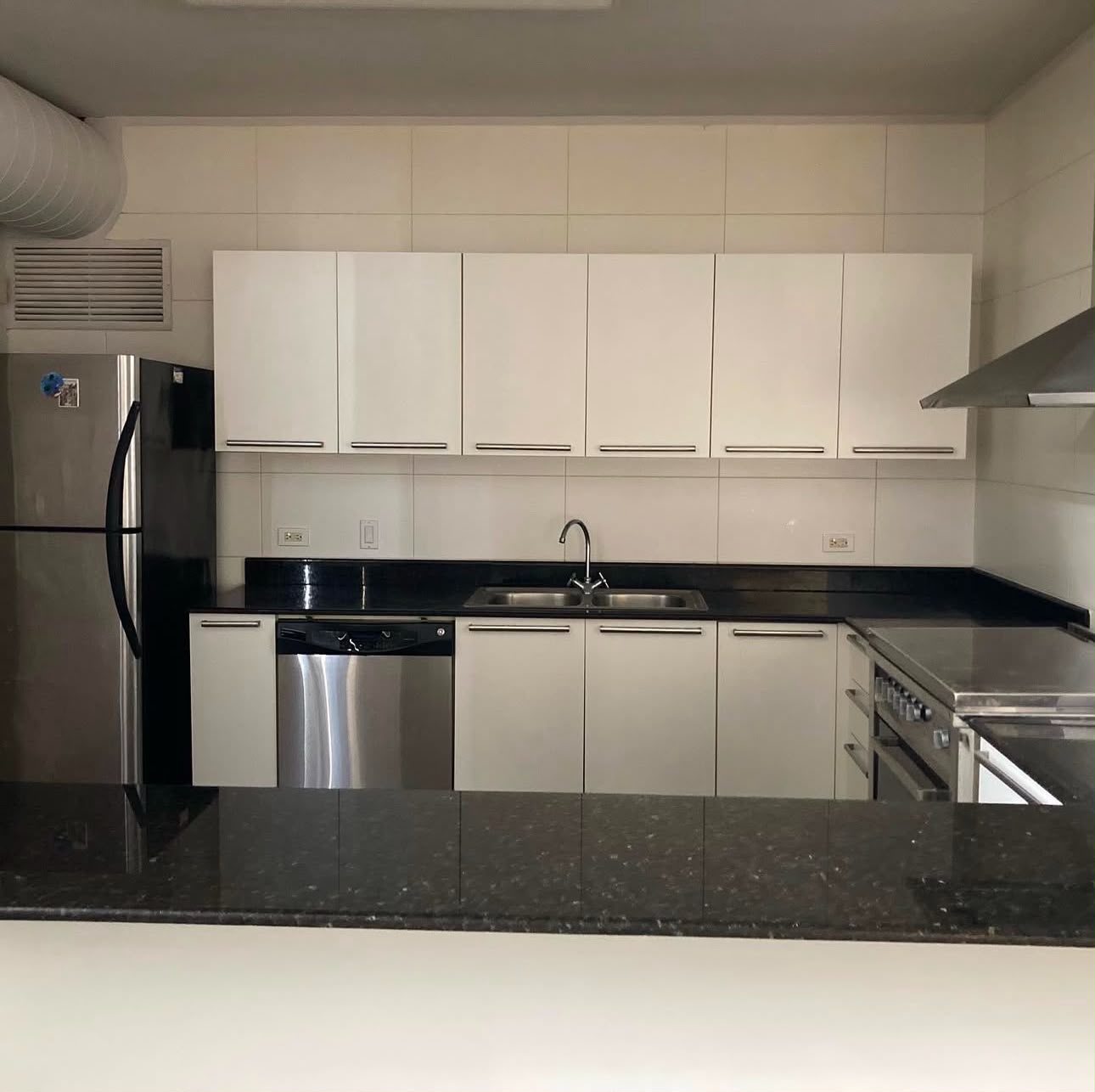 Se Alquila Loft en El Cangrejo, PH Portanova