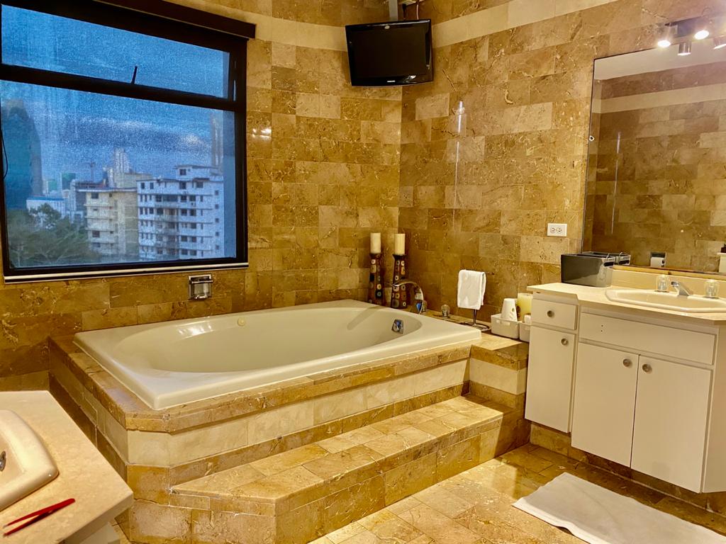 Se Vende apartamento en La Cresta