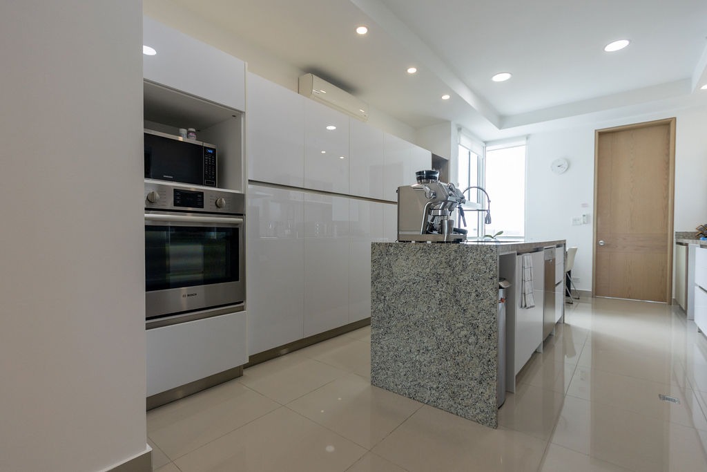 SE VENDE PRIMERA FILA EN COSTA DEL ESTE PH ARIA