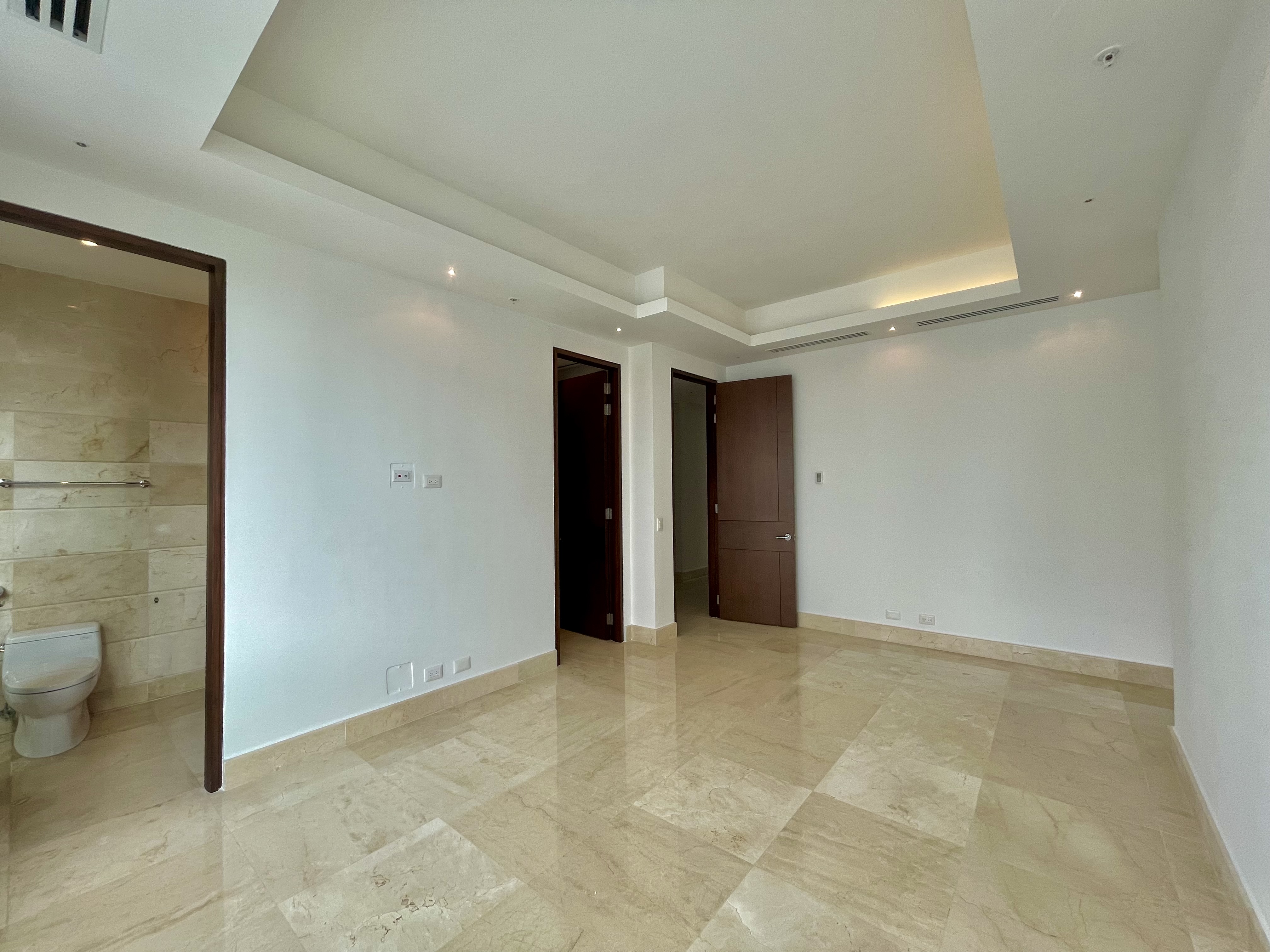 Se Vende apto en PH Marea, Costa del Este