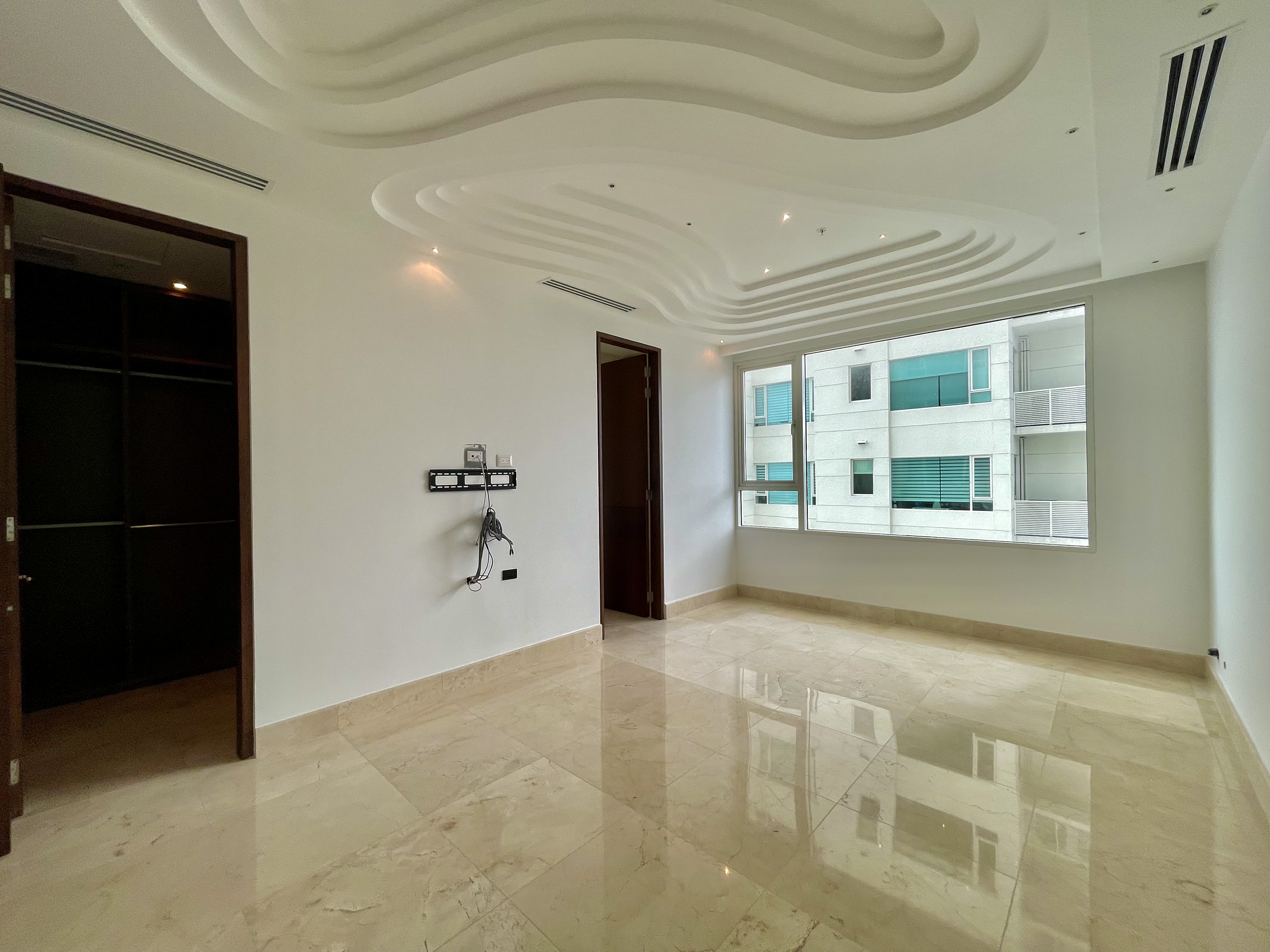 Se Vende apto en PH Marea, Costa del Este