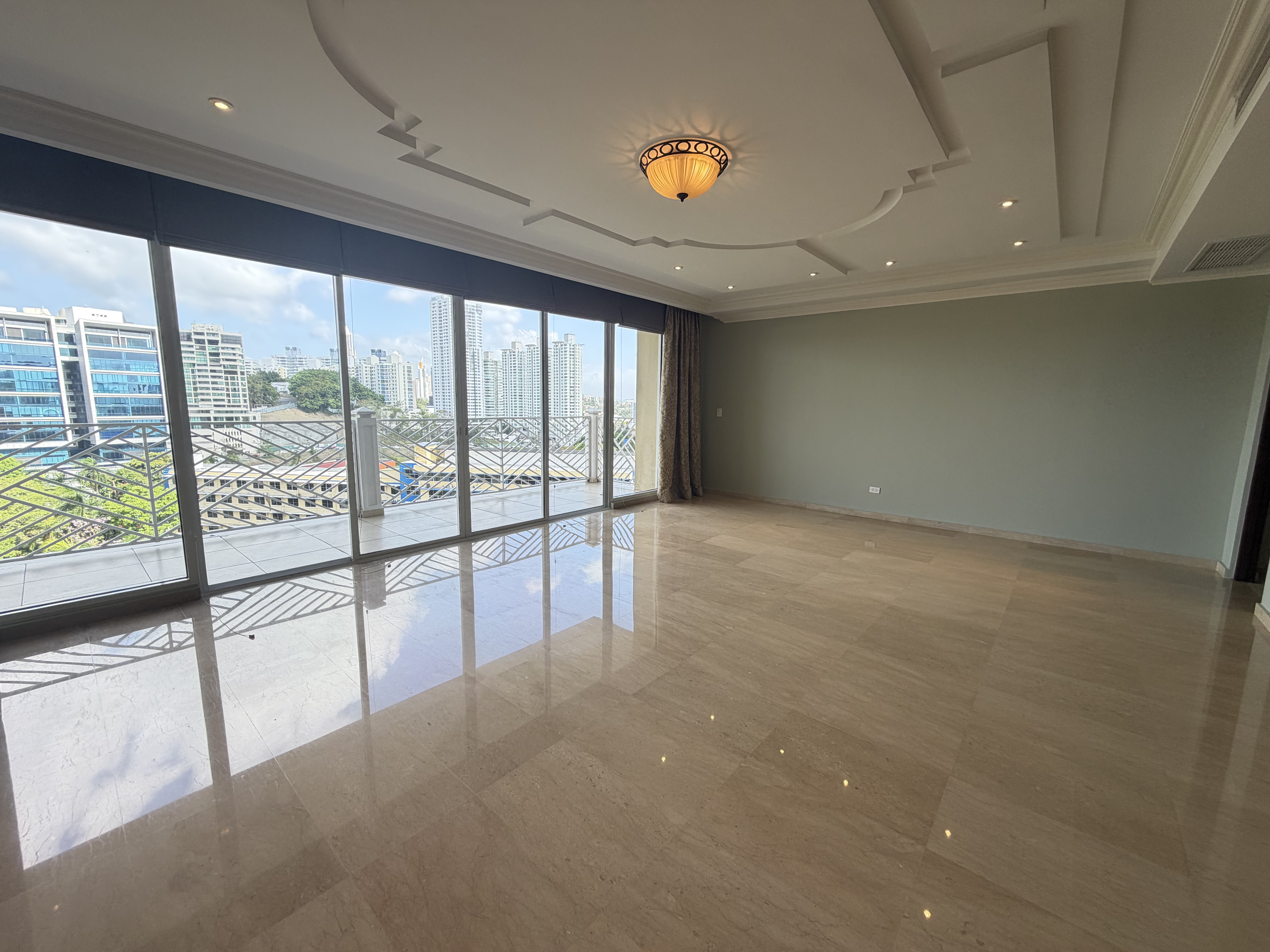 Se Vende apartamento en El Cangrejo, PH Portanova