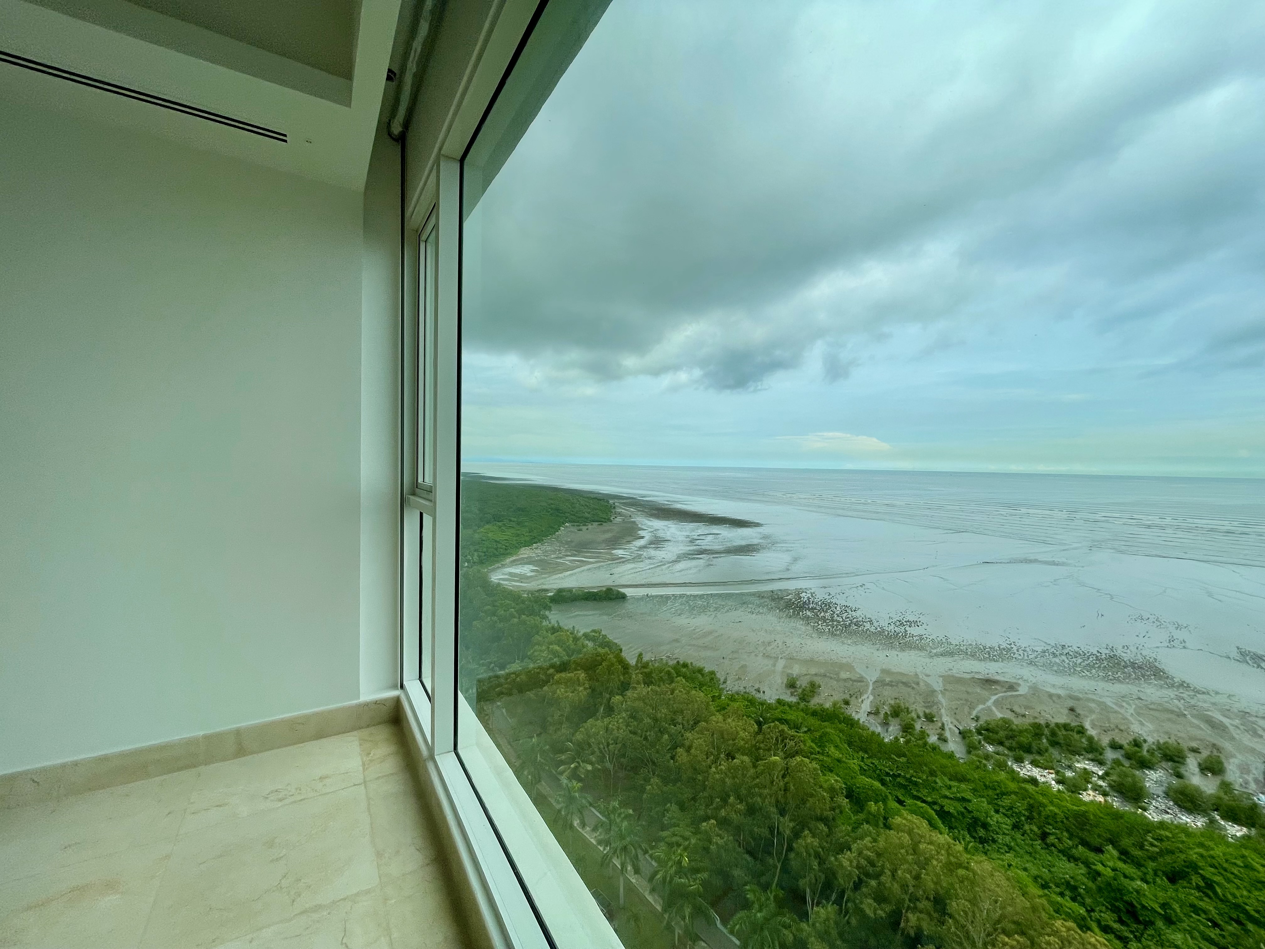 Se Vende apto en PH Marea, Costa del Este