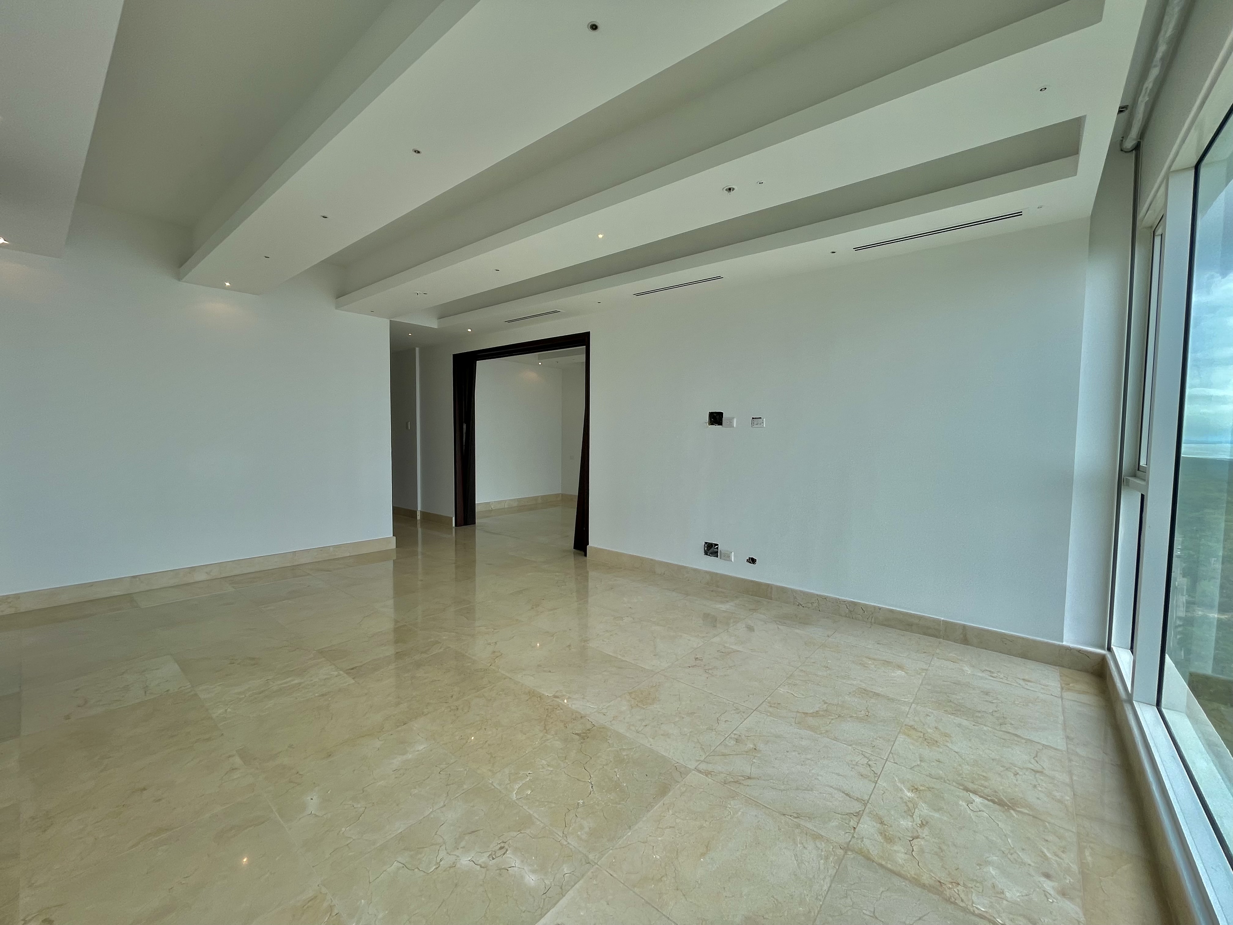 Se Vende apto en PH Marea, Costa del Este