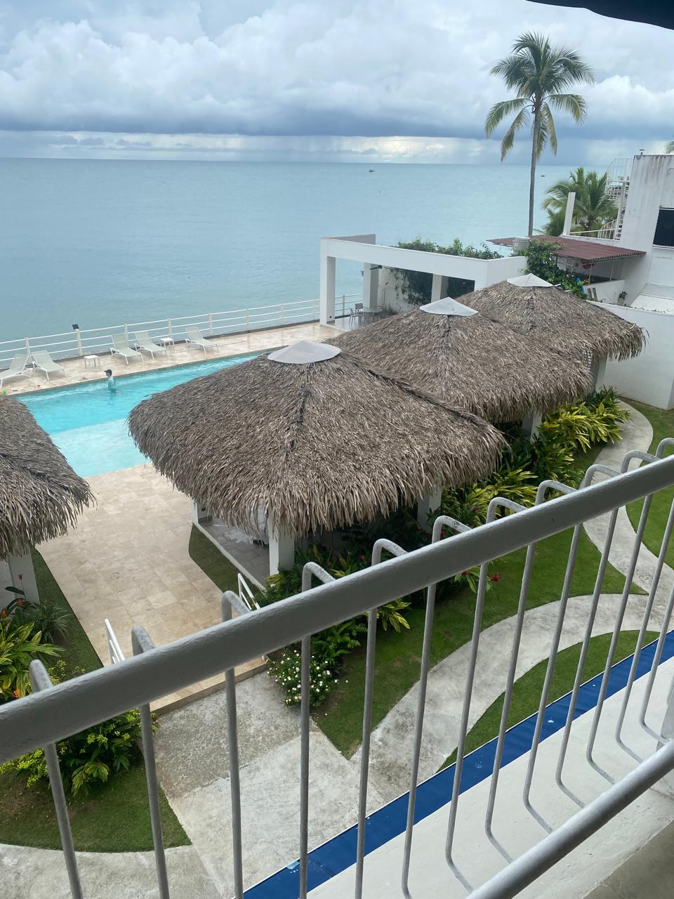 Se Vende en Playa Blanca PH La Ensenada FRENTE AL MAR