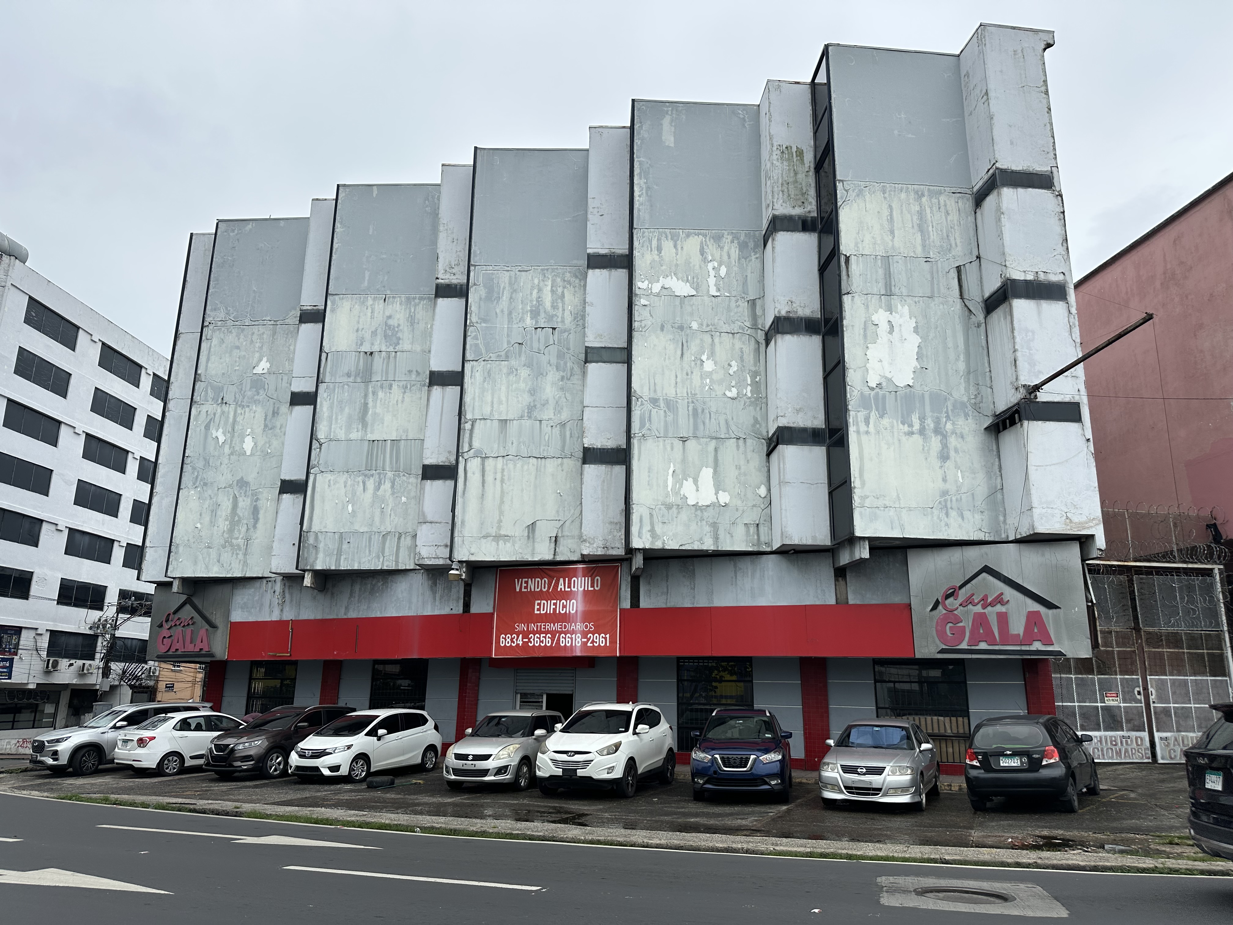 Se Vende Edificio Comercial en Calidonia