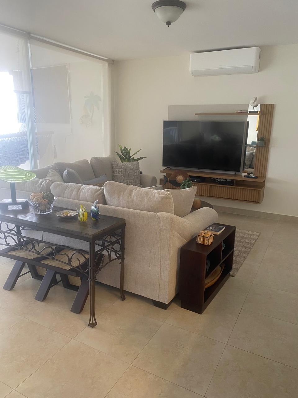 Se Vende en Playa Blanca PH La Ensenada FRENTE AL MAR