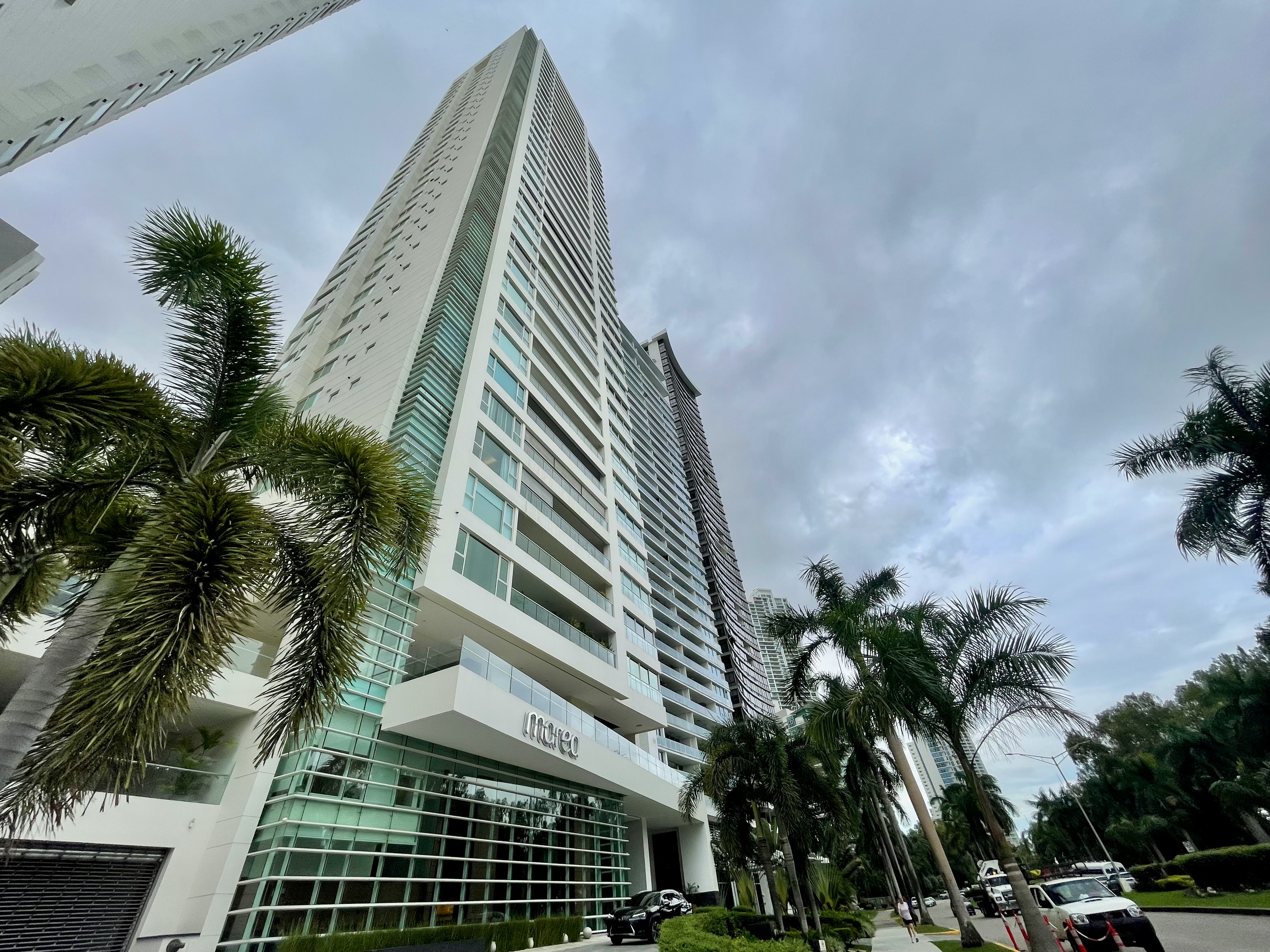 Se Vende apto en PH Marea, Costa del Este