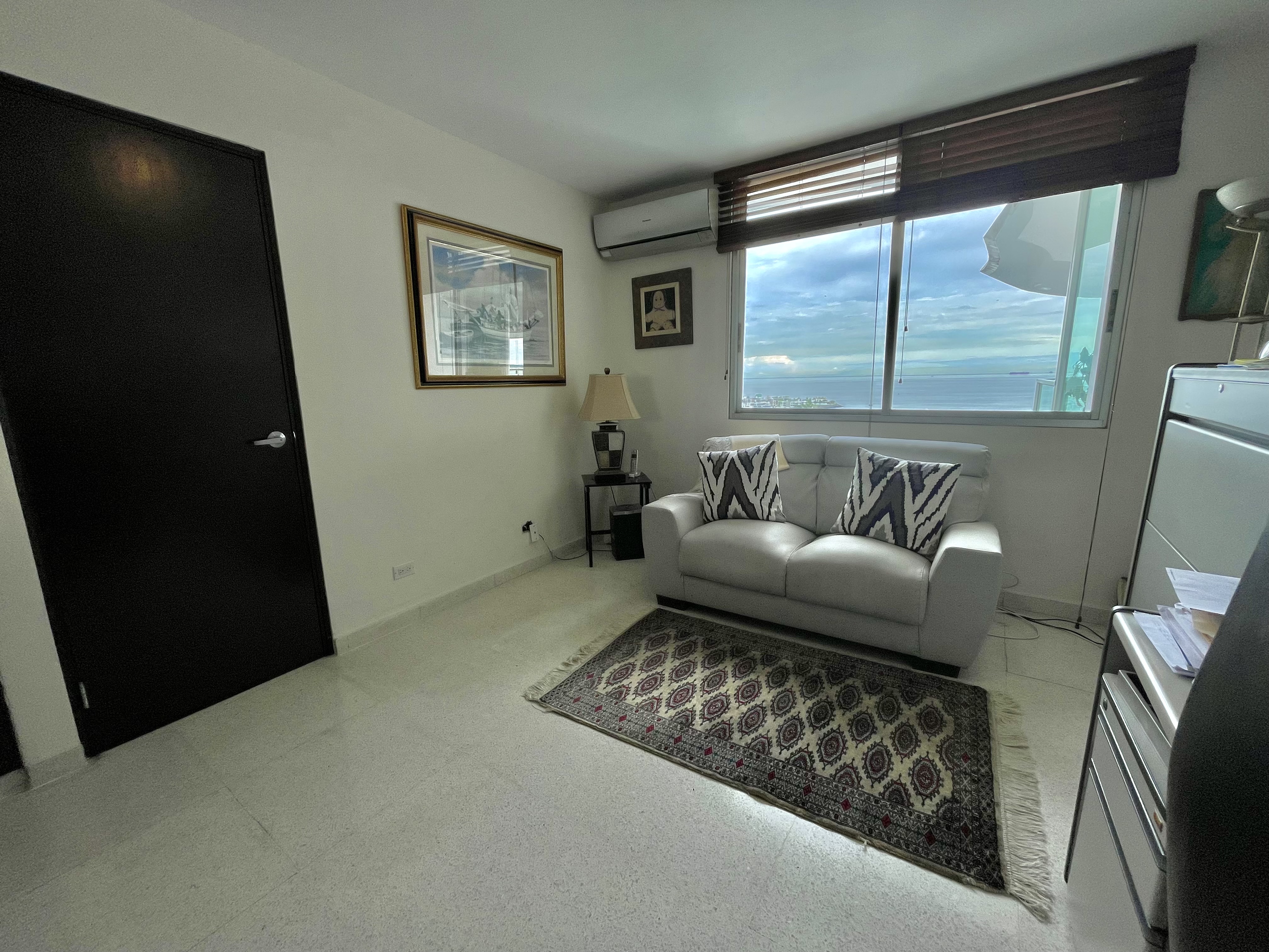 Se Vende apartamento en PH Tarpeya, Pinta Paitilla