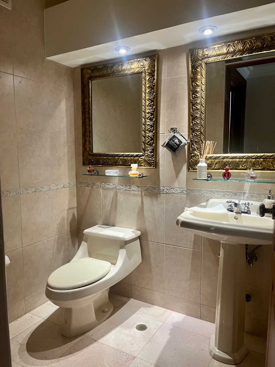 Se Vende apartamento en PH Vistanova, El Cangrejo