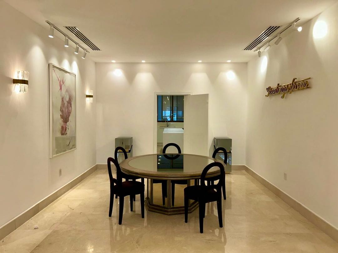 ALQUILER DE AMPLIO APARTAMENTO  AMOBLADO EN OCEAN REEF