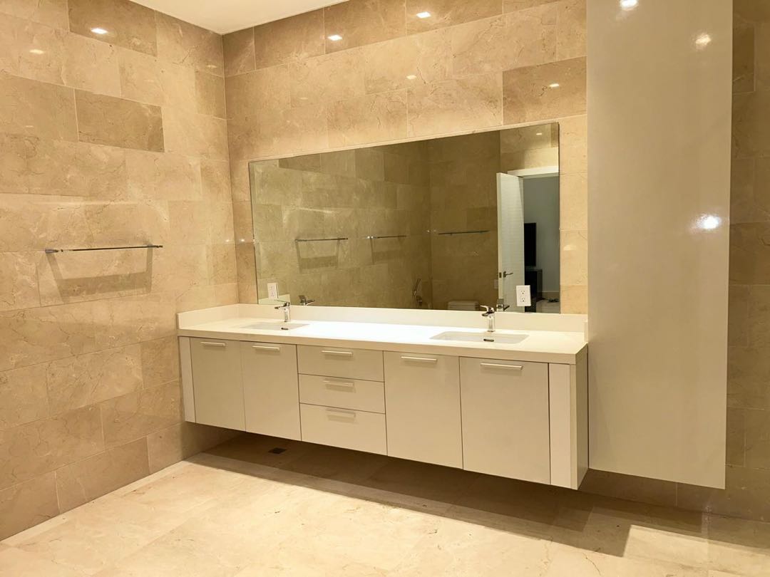 ALQUILER DE AMPLIO APARTAMENTO  AMOBLADO EN OCEAN REEF