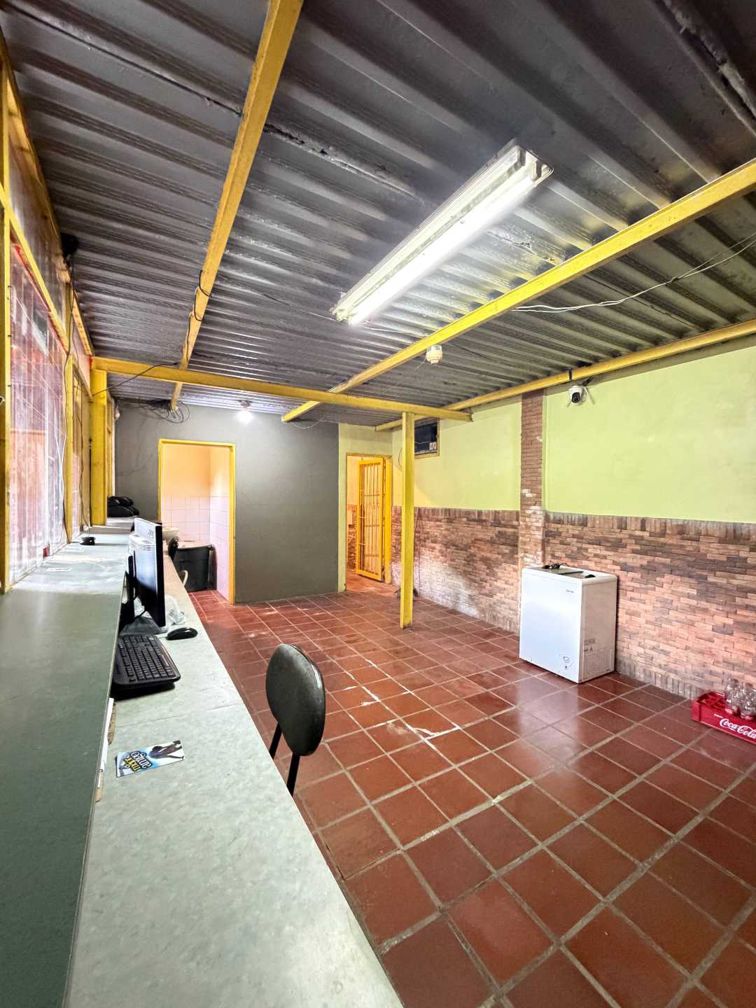 Alquiler de local 50 mts ² urb turumo kc