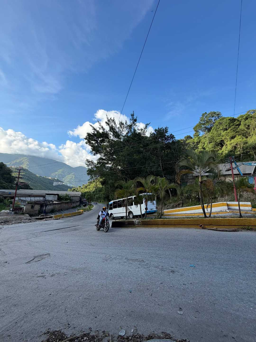 Alquiler de local 50 mts ² urb turumo kc