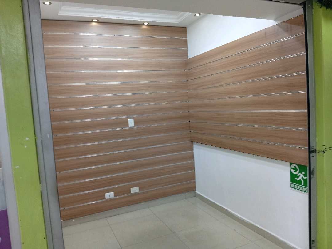 Local en Alquiler C.C Gran Bazar San Diego JQ9679296 - Foto 4