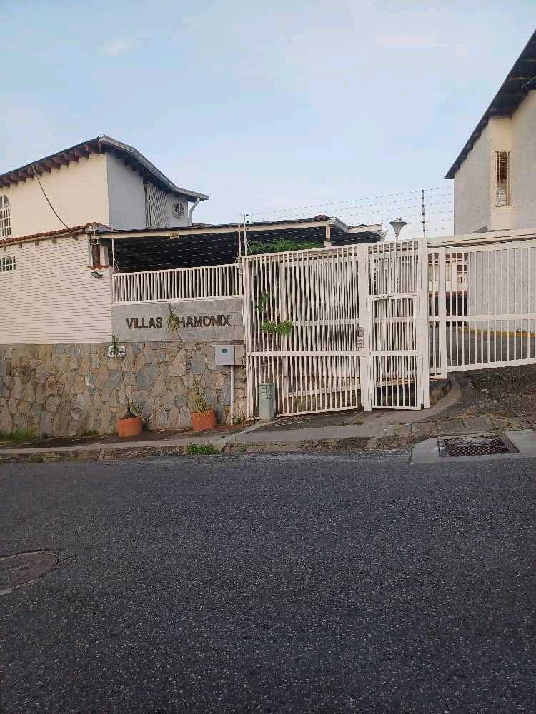 Alquiler Habitación Urb Miranda kc