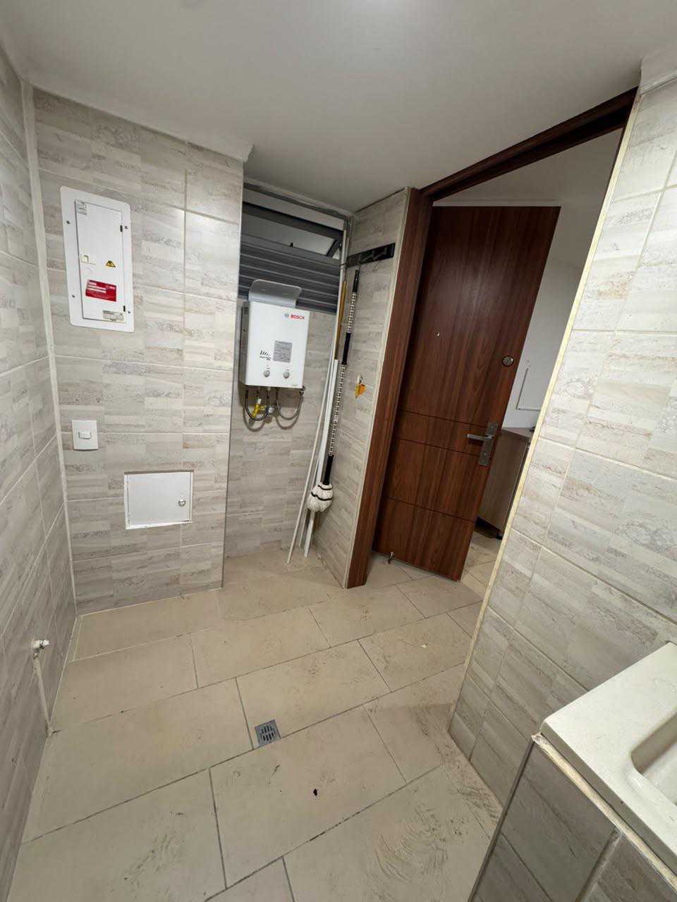 APARTAMENTO EN RENTA TRADICIONAL ENVIGADO SECTOR LAS BRUJAS — foto 3 de 12