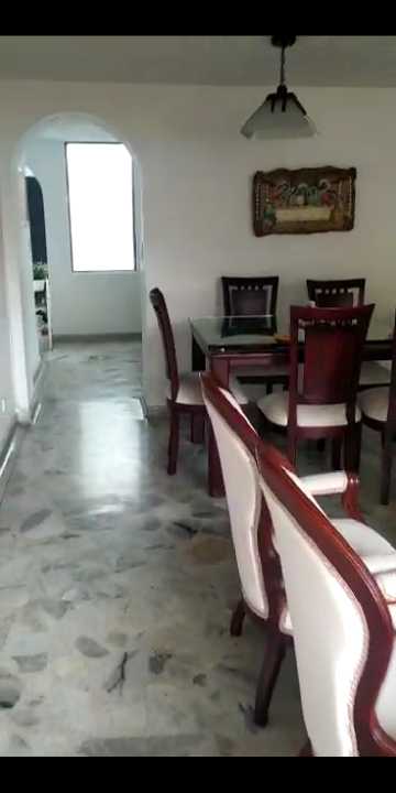Amplio Apartamento en Venta Av. Paralela