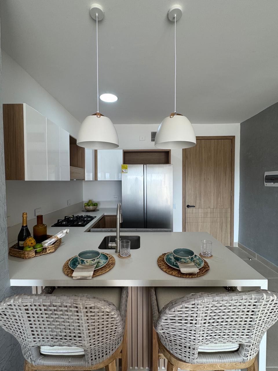 APARTAMENTO AMOBLADO EN ARRIENDO EN ZONA NORTE - CARTAGENA