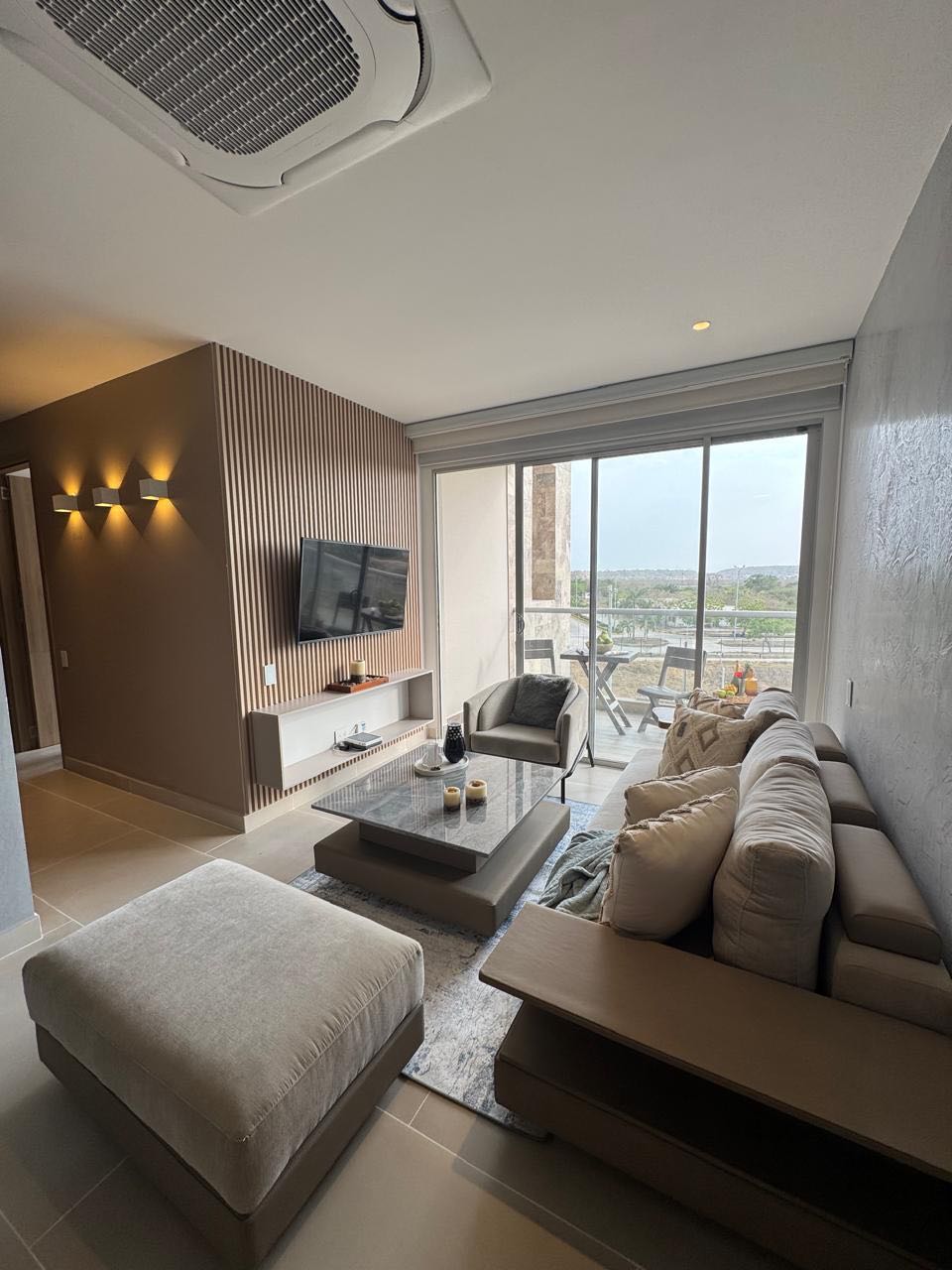 APARTAMENTO AMOBLADO EN ARRIENDO EN ZONA NORTE - CARTAGENA