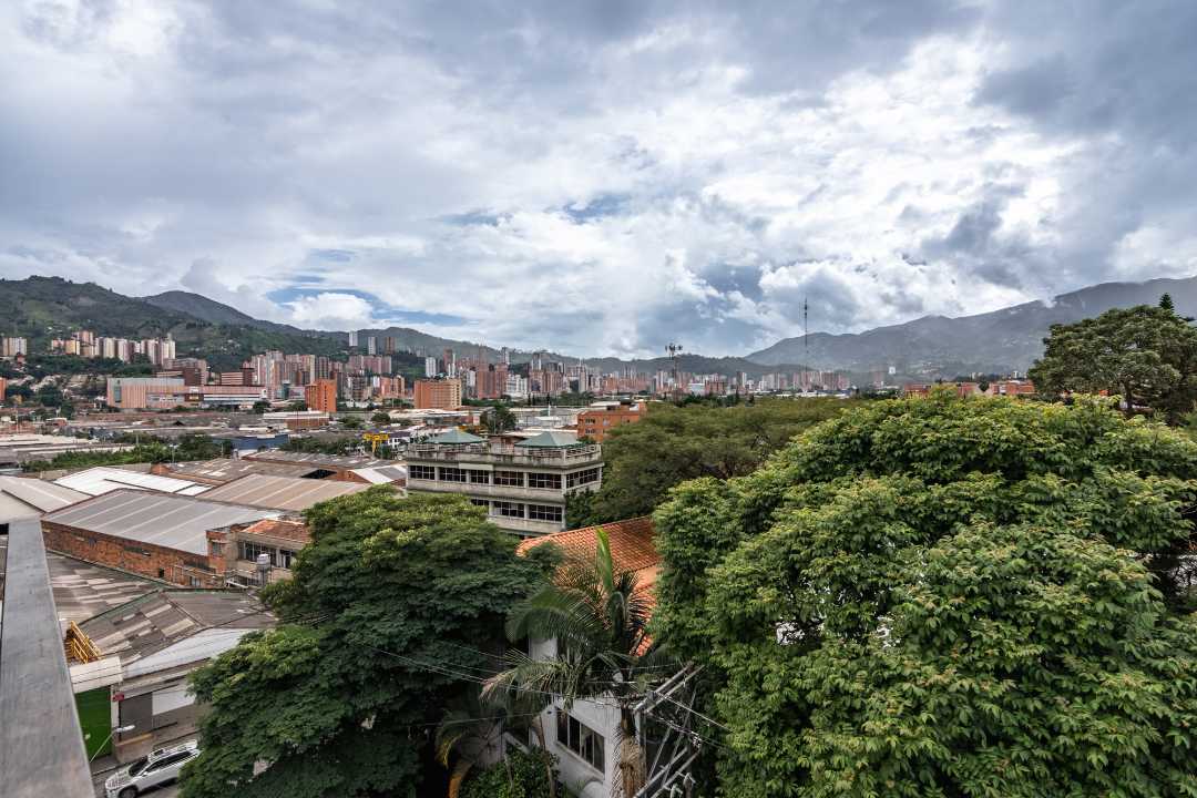 Apartaestudio AMOBLADO para la venta en Itagui