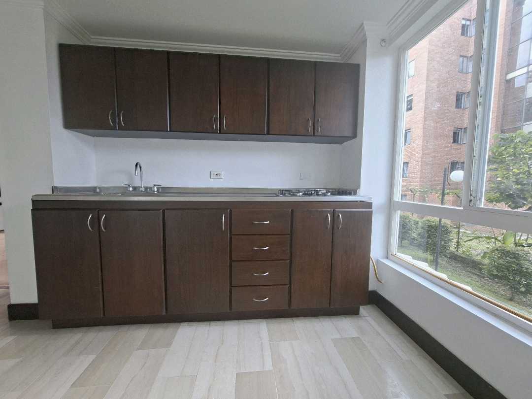 Apartaestudio cerca mall San Lucas