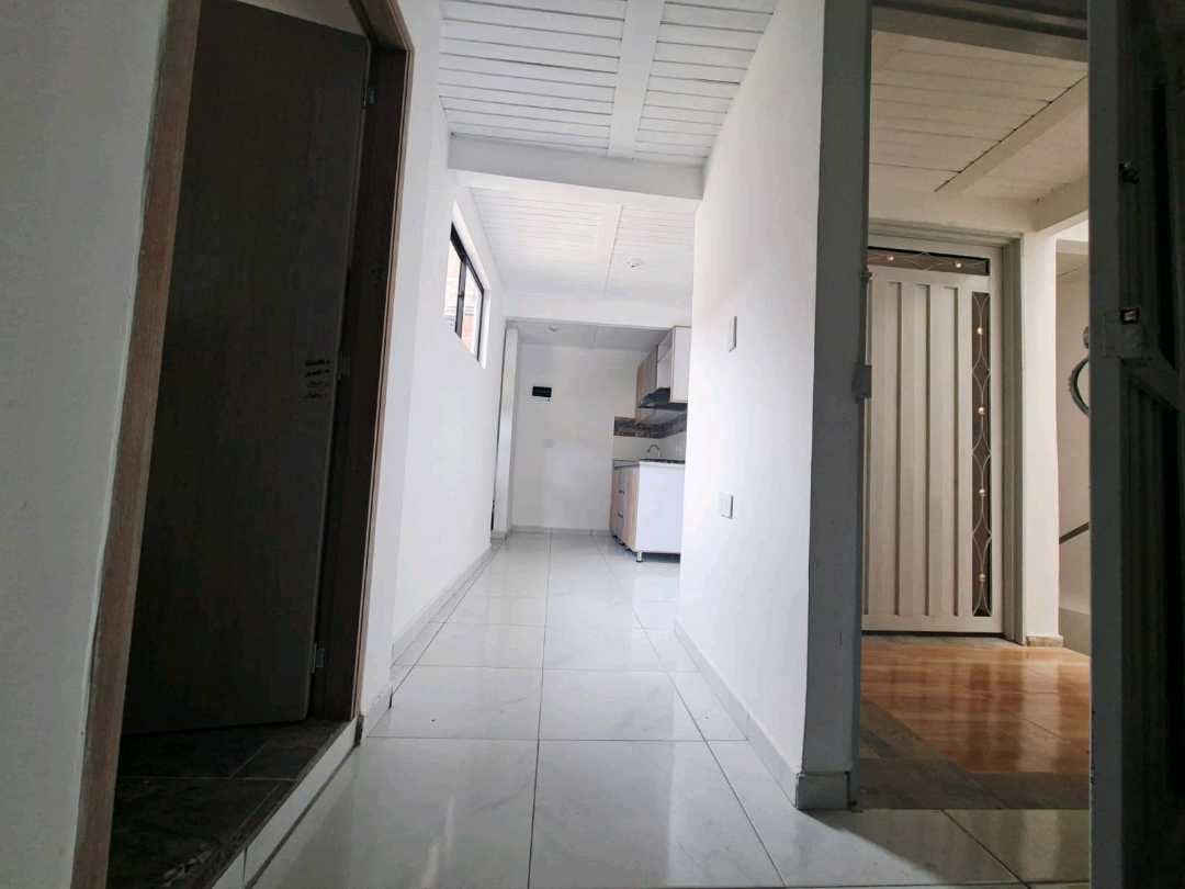 Apartaestudio en arriendo Conquistadores confortable
