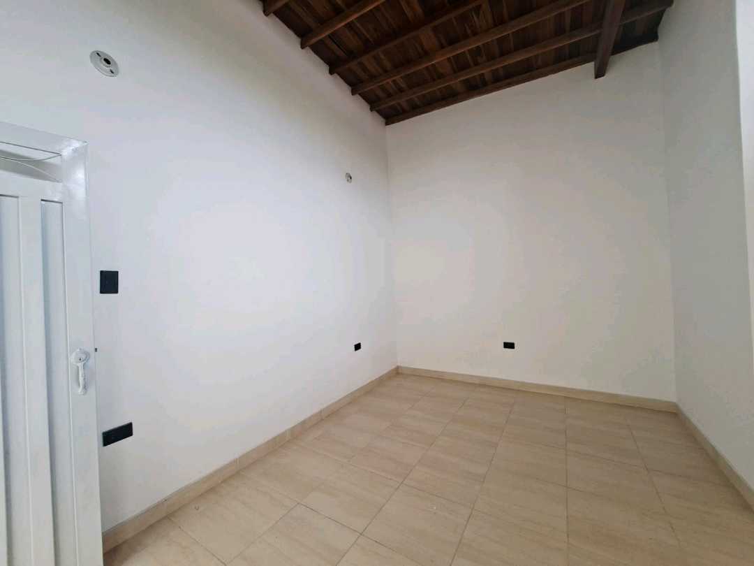 Apartaestudio conquistadores junto av Bolivariana