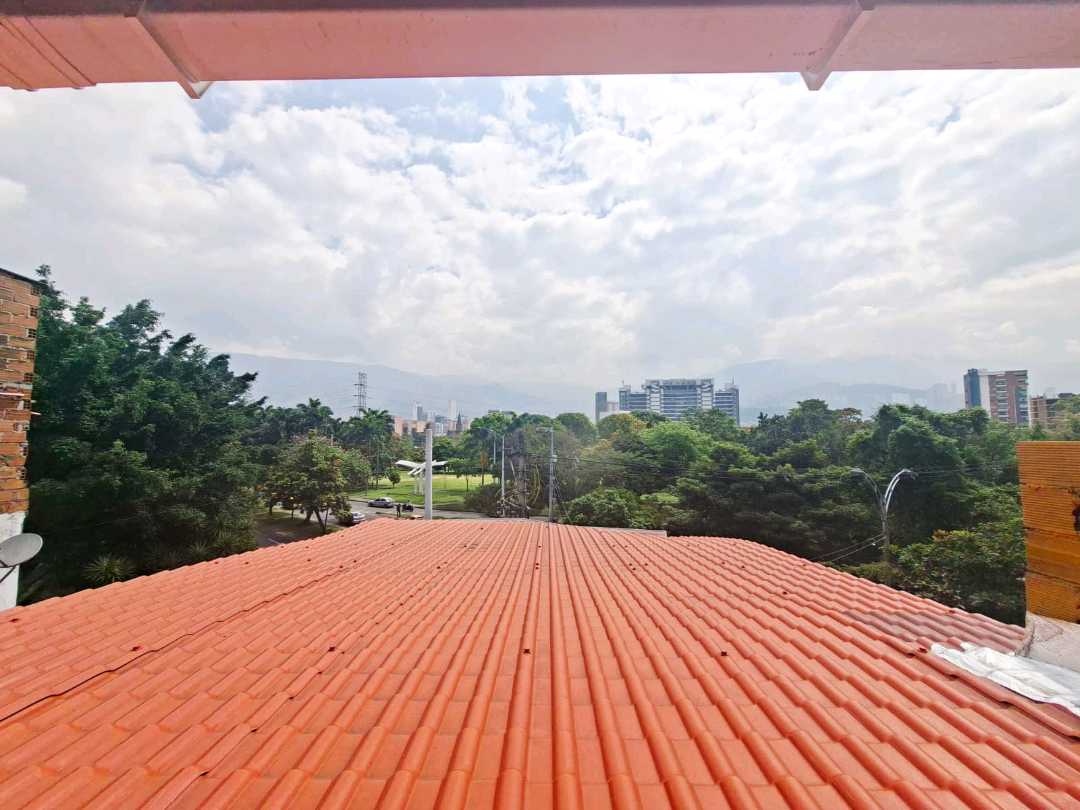 Apartaestudio conquistadores junto av Bolivariana