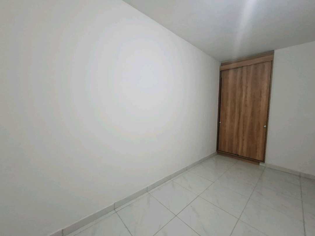 Apartaestudio en arriendo 2 habitaciones en Av Bolivariana