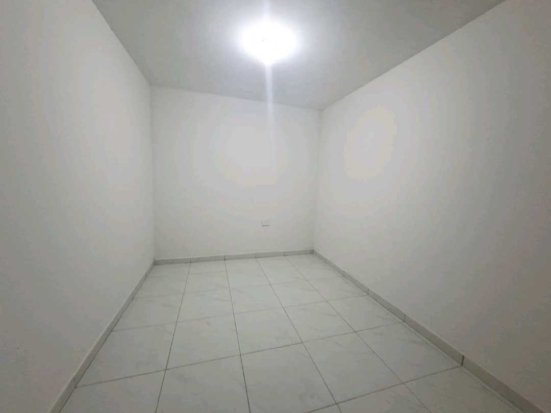 Apartaestudio en arriendo 2 habitaciones en Av Bolivariana