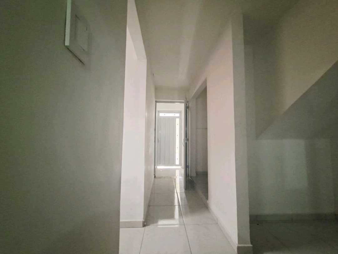 Apartaestudio en arriendo 2 habitaciones en Av Bolivariana