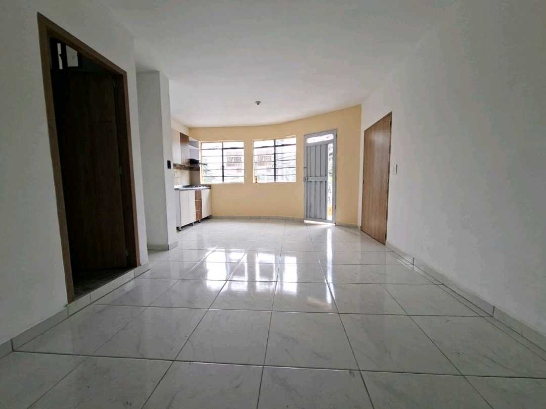 Apartaestudio en arriendo Av Bolivariana